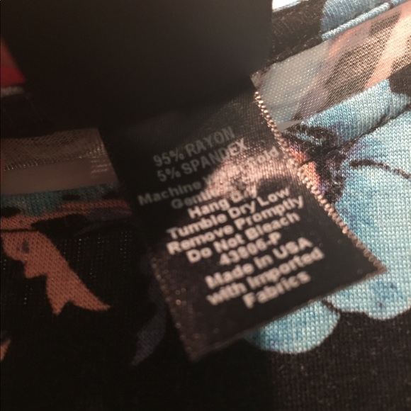 Agnes & Dora Ruffle Tunic - Picture 4 of 4